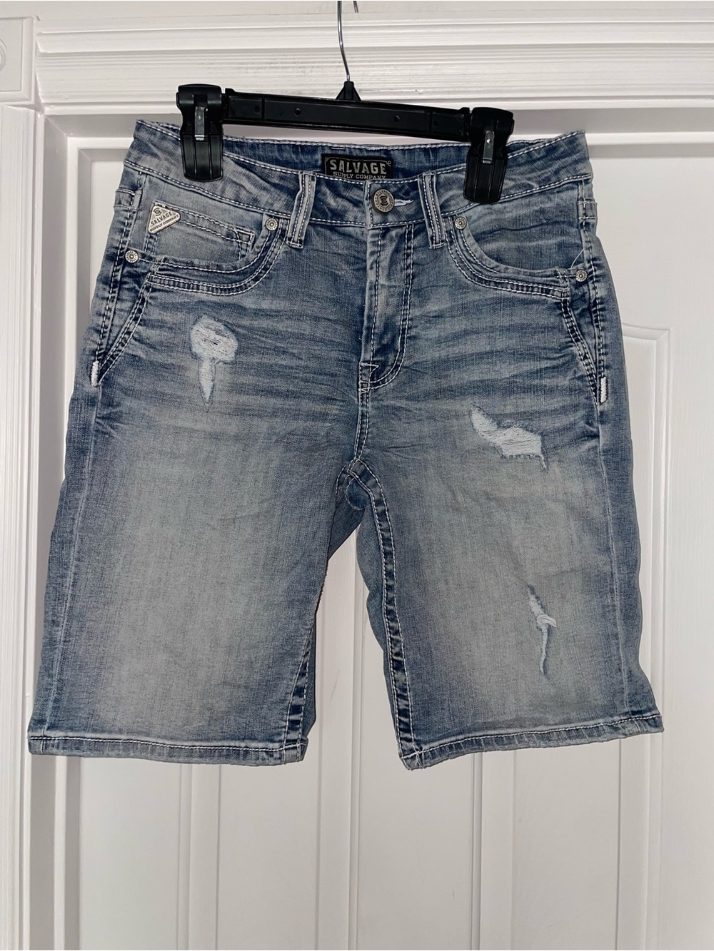 Salvage Anarchy Size 32 x 12 men’s Denim Shorts Relaxed Fit Loght Wash